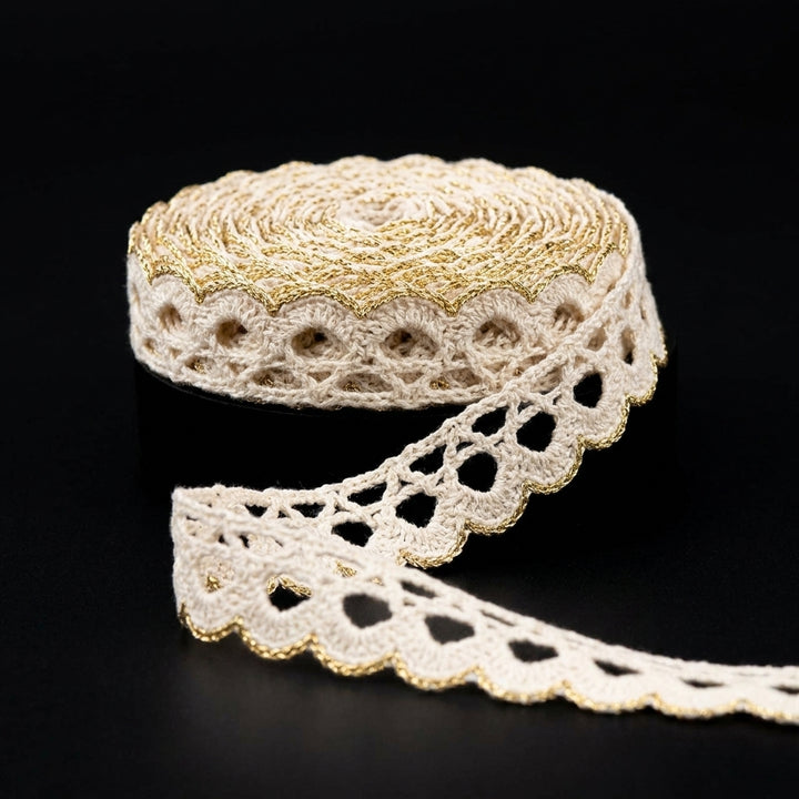Off White and Gold Scalloped Edge Crochet Lace Trim - 5 mtr