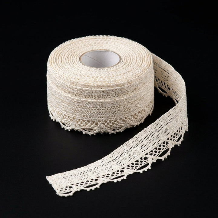 Off-White Scalloped Edge Crochet Lace Trim - 5 mtr