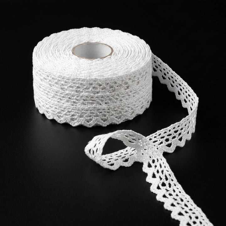 White Scalloped Edge Crochet Lace Trim - 5 mtr