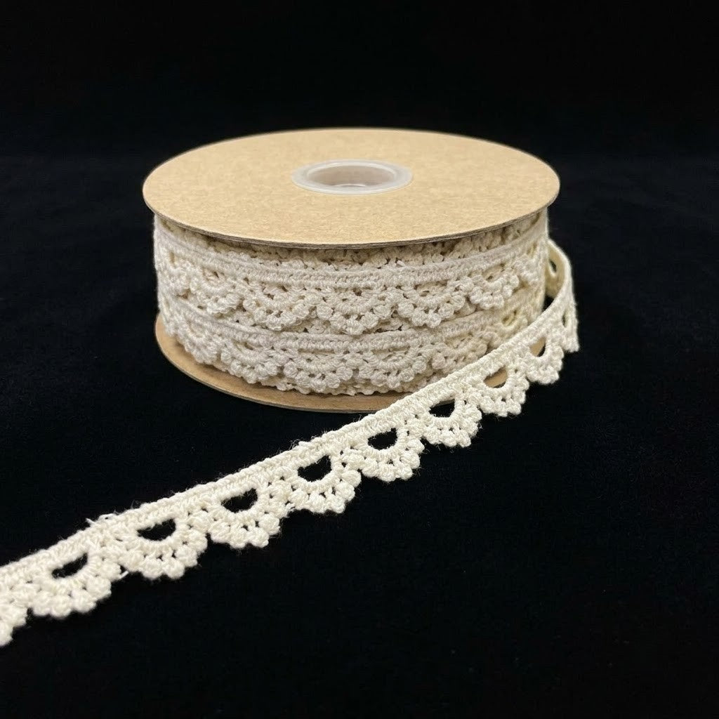 Natural Scalloped Edge Chemical Cotton Lace - 25 mtr