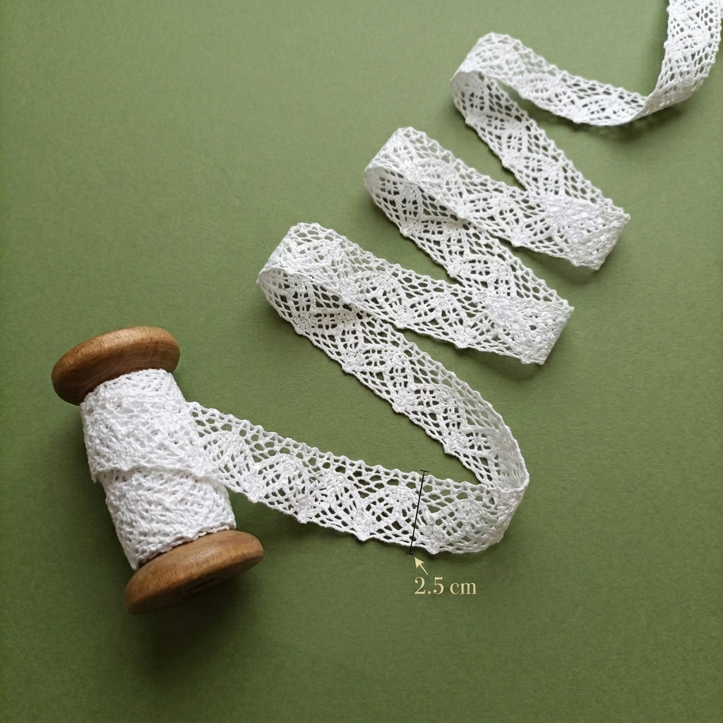 Off White Wave Pattern Cotton Crochet Lace Trim - 5 mtr