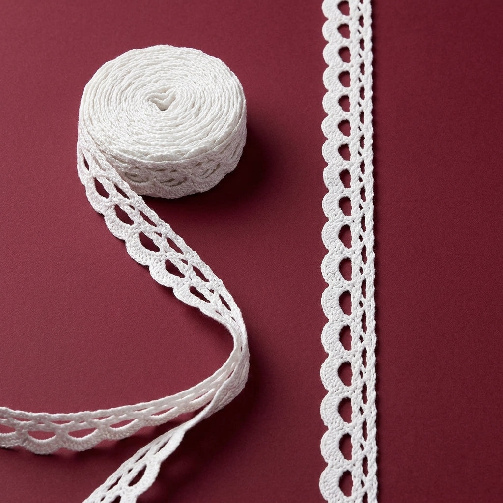 White Scalloped Edge Crochet Lace Trim - 5 mtr