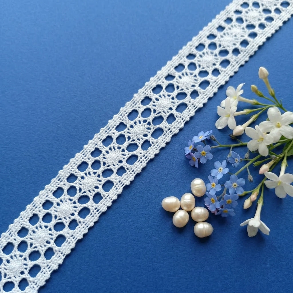 Off White Broad Eye Design Cotton Crochet Lace Trim - 5 mtr