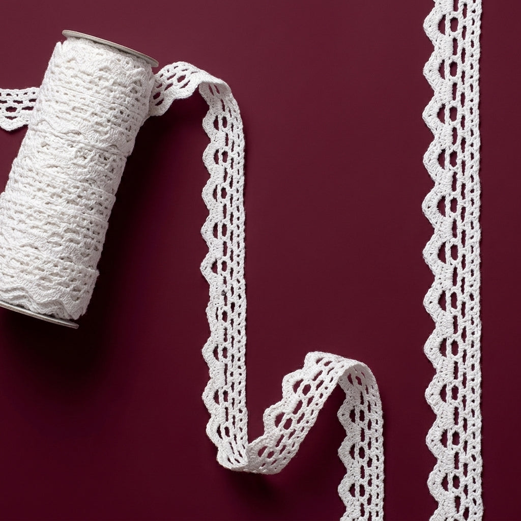 White Scalloped Edge Crochet Lace Trim - 5 mtr
