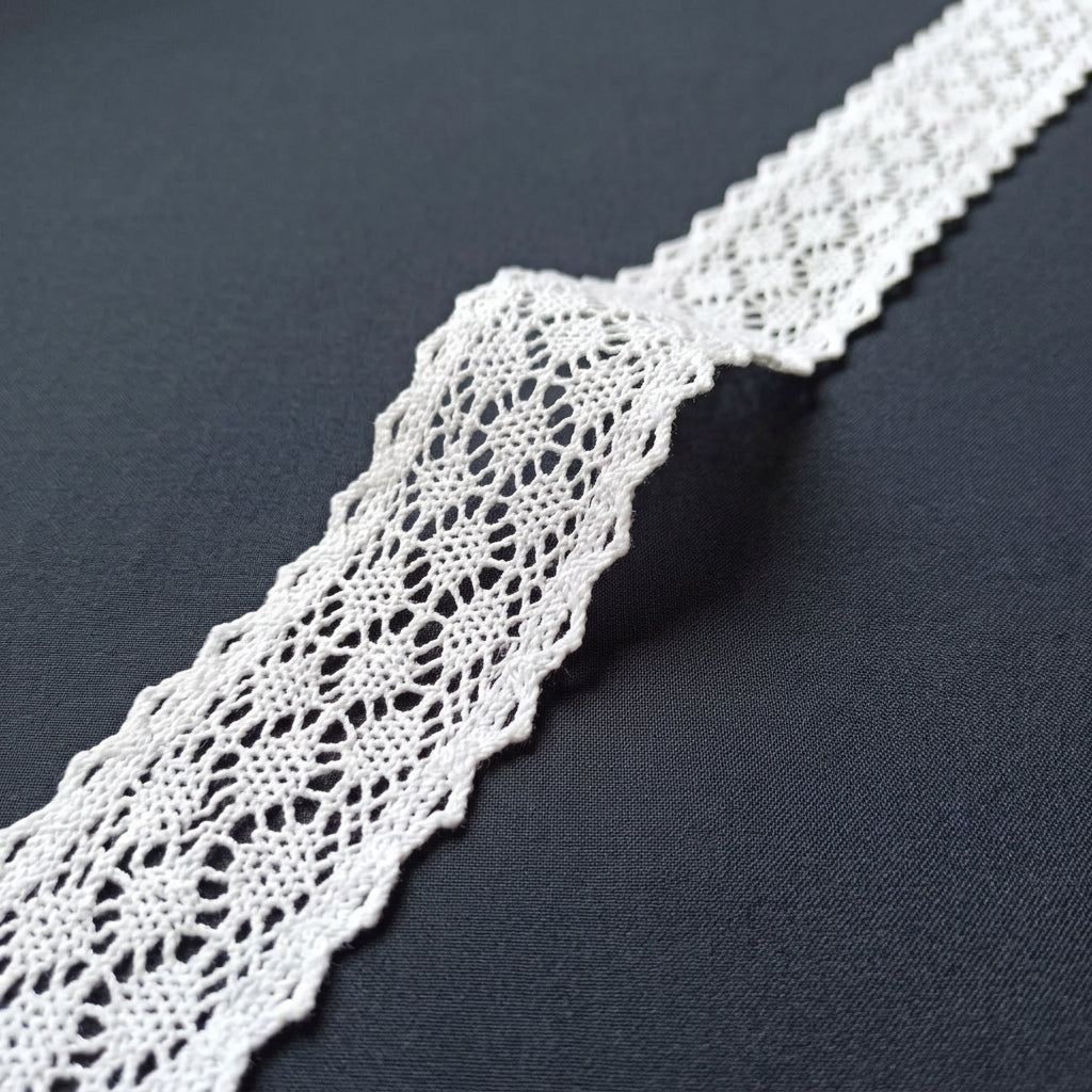 Off White Polka Dot Design Cotton Crochet Lace Trim - 5 mtr