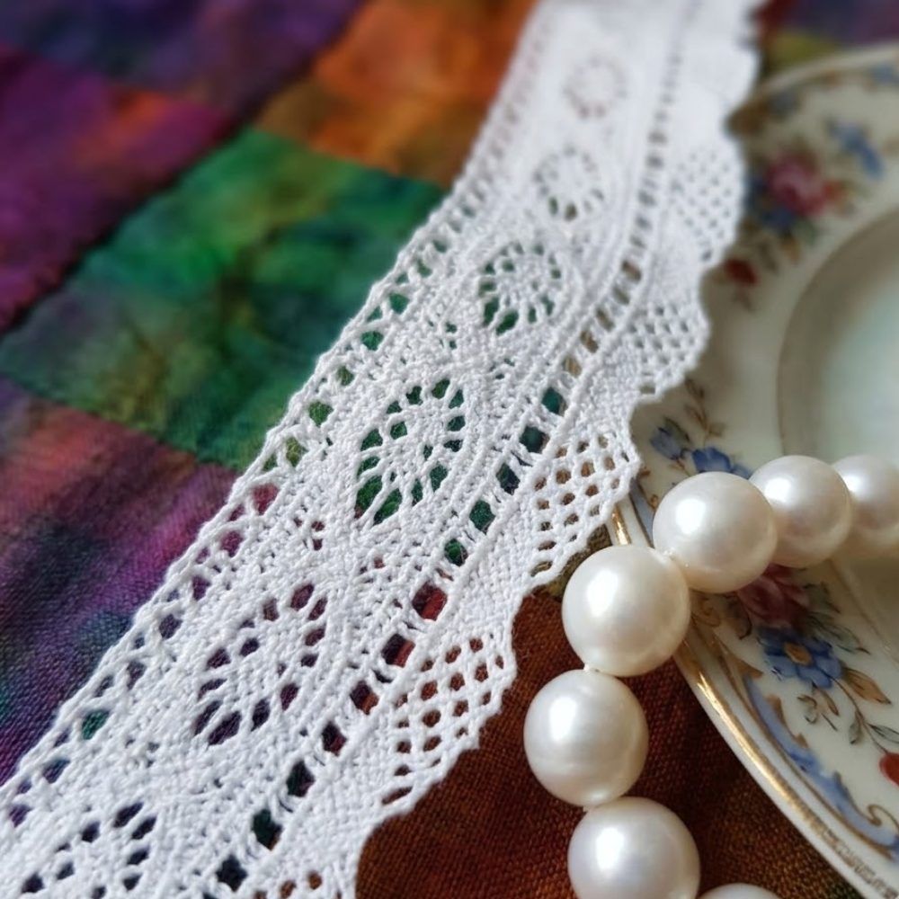 Off White Scalloped Eye Design Cotton Crochet Lace Trim - 5 mtr