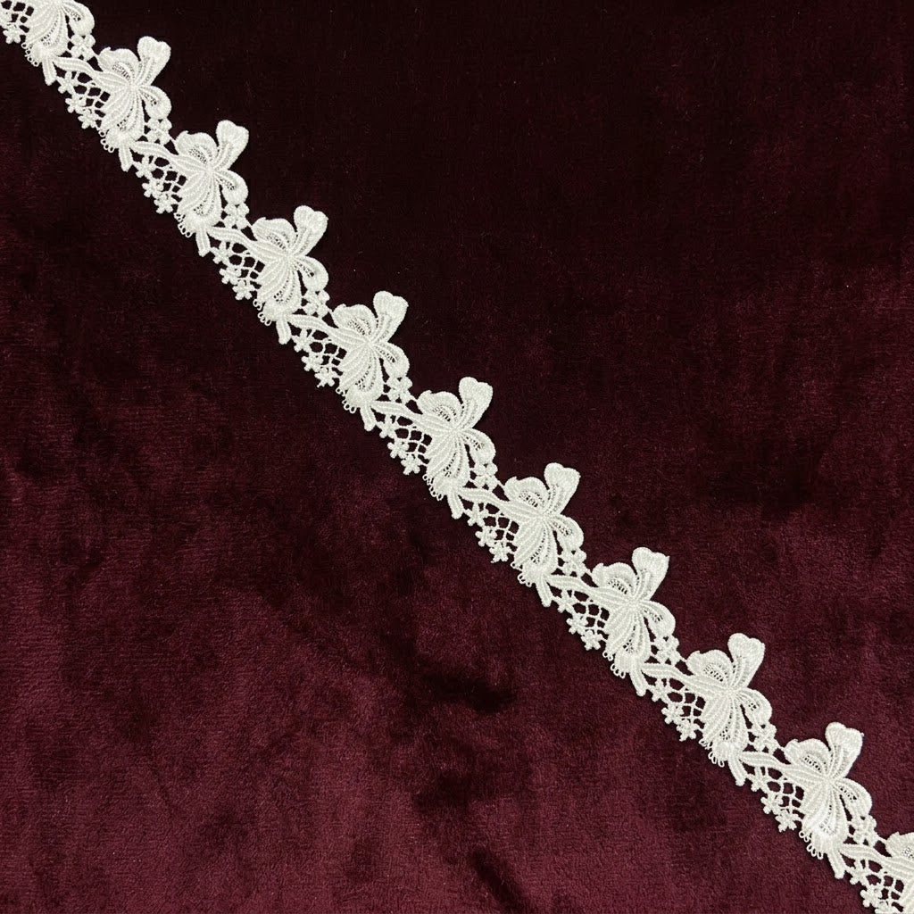 White Floral Chemical Lace - 5 mtr