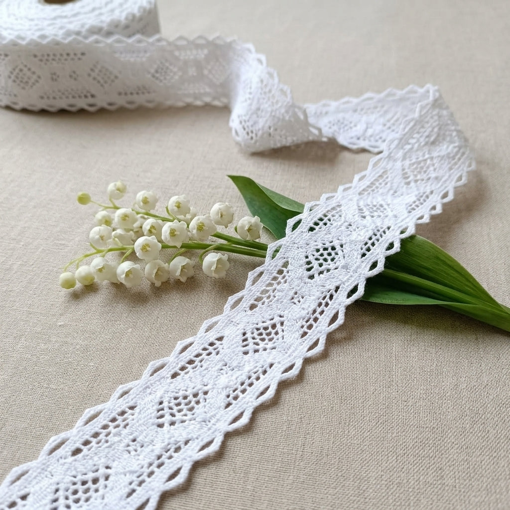 Off White Diamond Eye Design Cotton Crochet Lace Trim - 5 mtr
