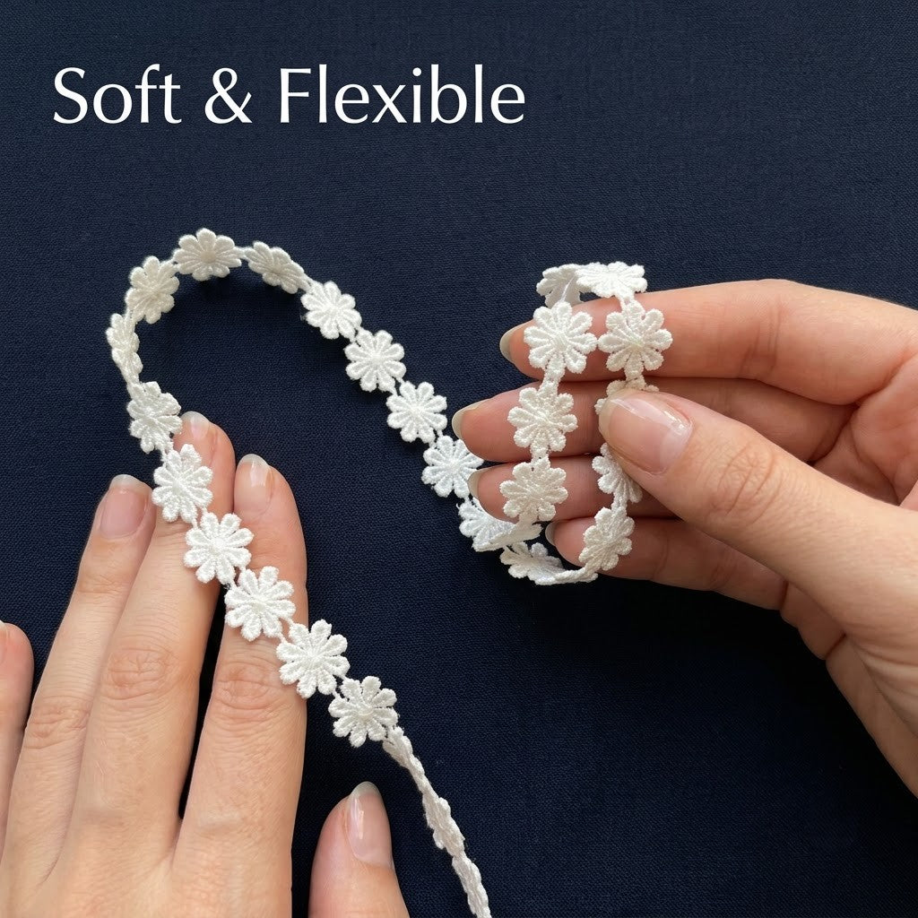 White Daisy Floret Chemical Lace - 5 mtr