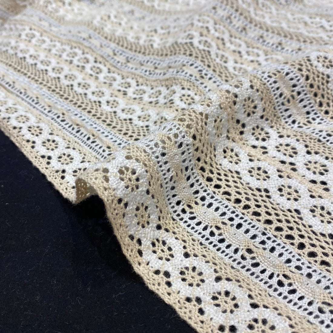 Knitted Texture Pattern Crochet Fabric
