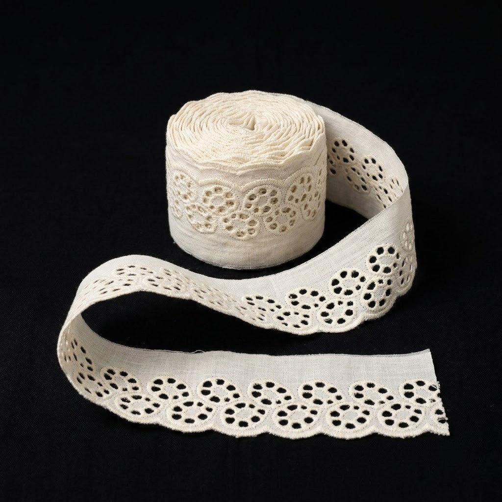 Natural Circular Eyelet Embroidery Schiffli Lace - 5 mtr